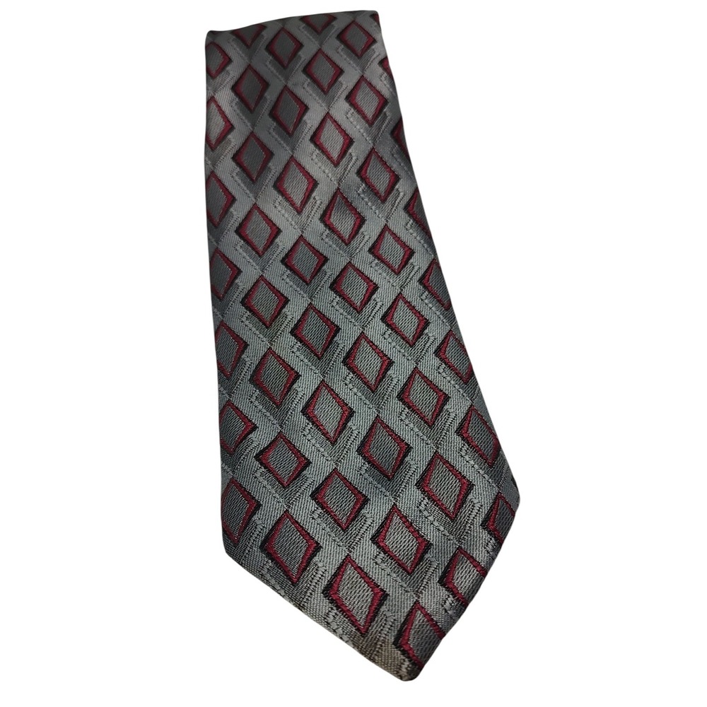 Vintage Camden Court Tie Polyester Silk Gray Red 56x3.25 In Diamond Pattern